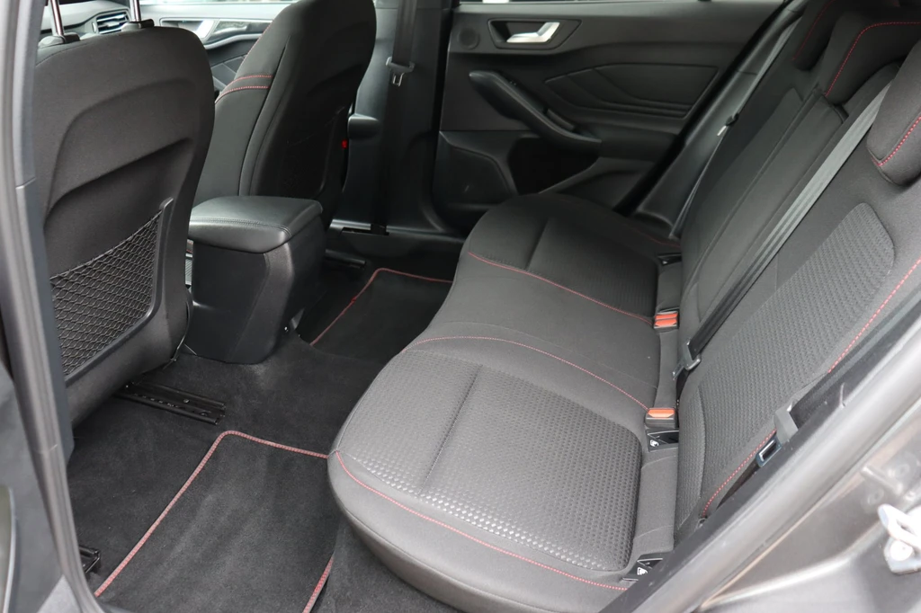 Ford Focus – foto 11