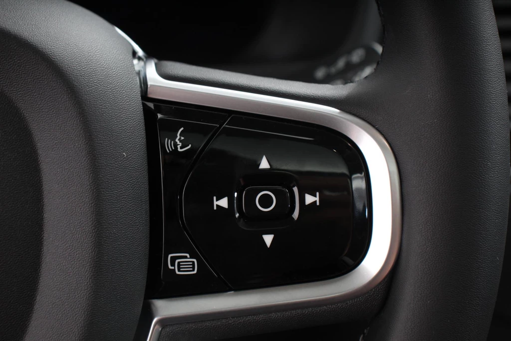 Volvo XC90 – foto 24