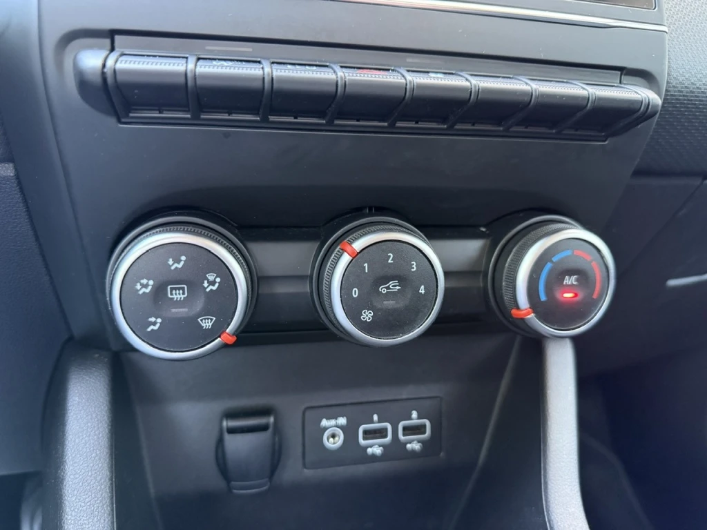 Renault Clio – foto 24