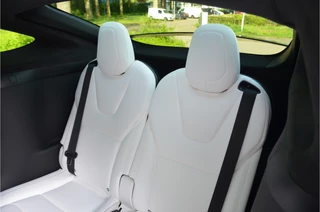 Tesla Model X – thumbnail 16