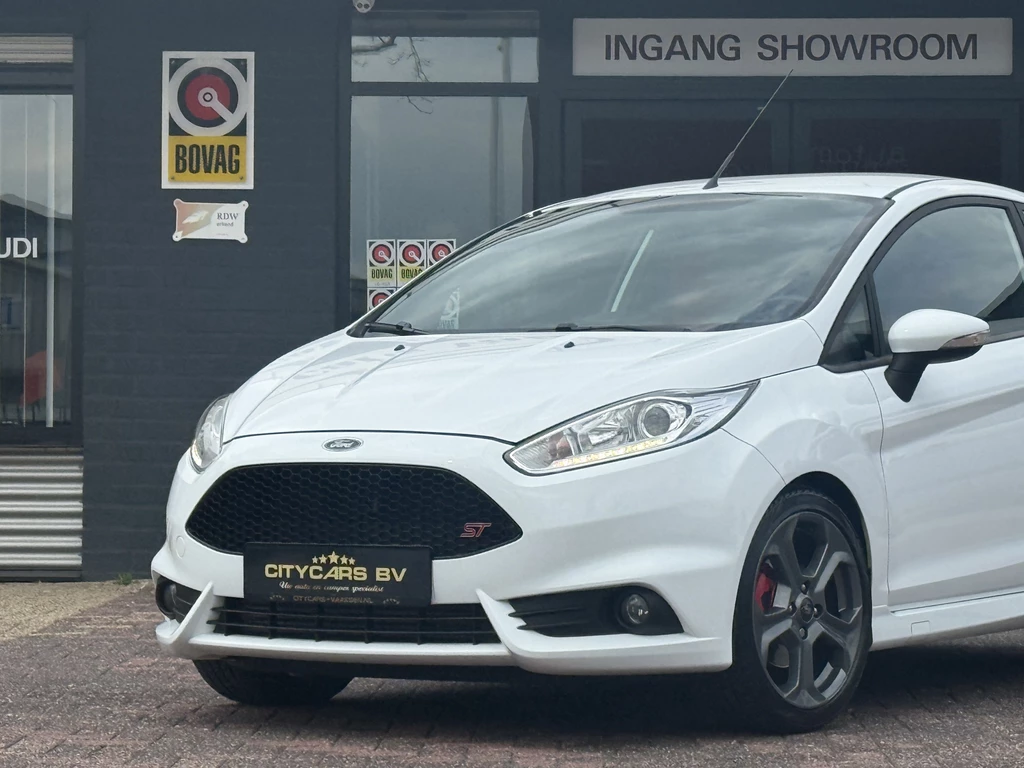 Ford Fiesta – foto 2