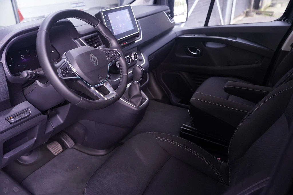 Renault Trafic – foto 23