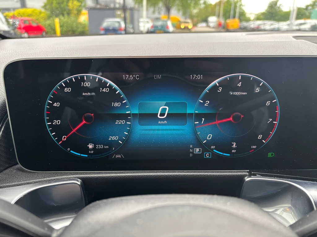 Mercedes-Benz GLB – foto 25