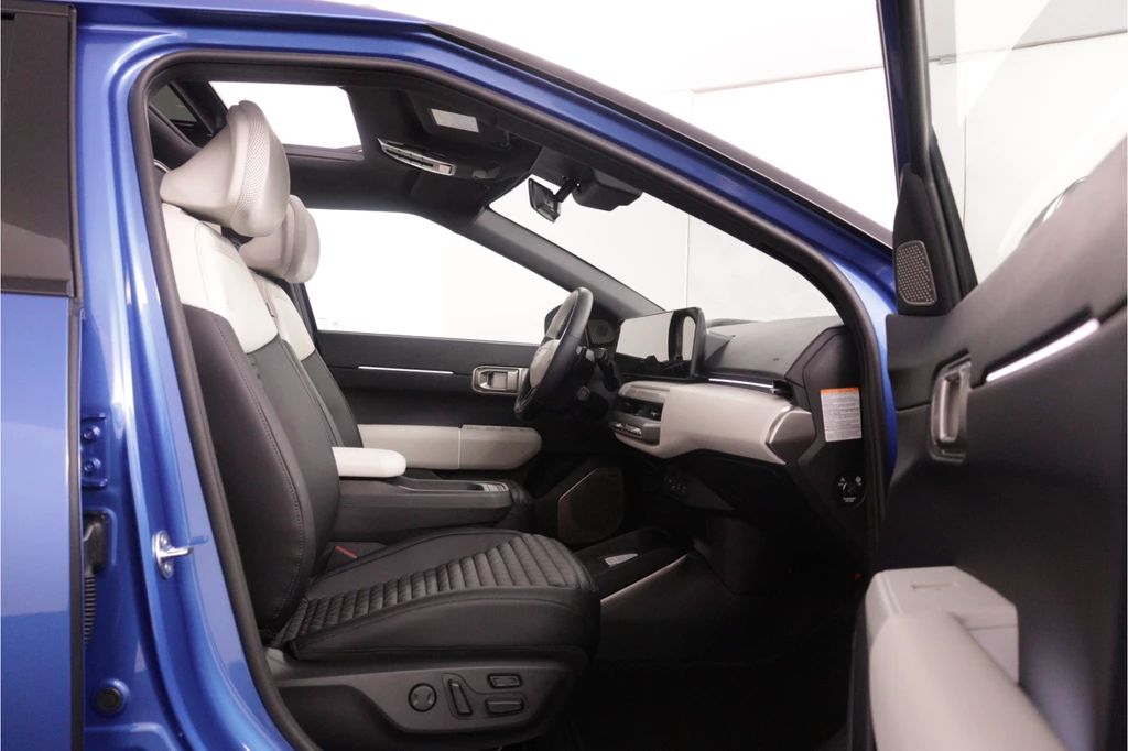 Kia EV4 – foto 33