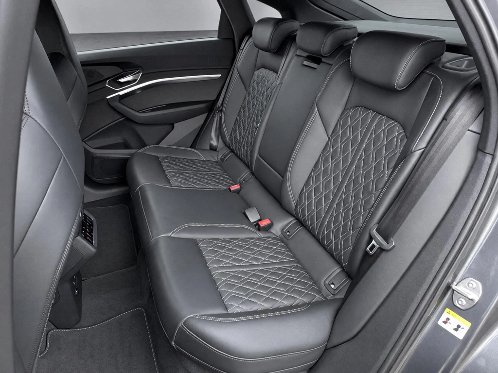 Audi e-tron – foto 13