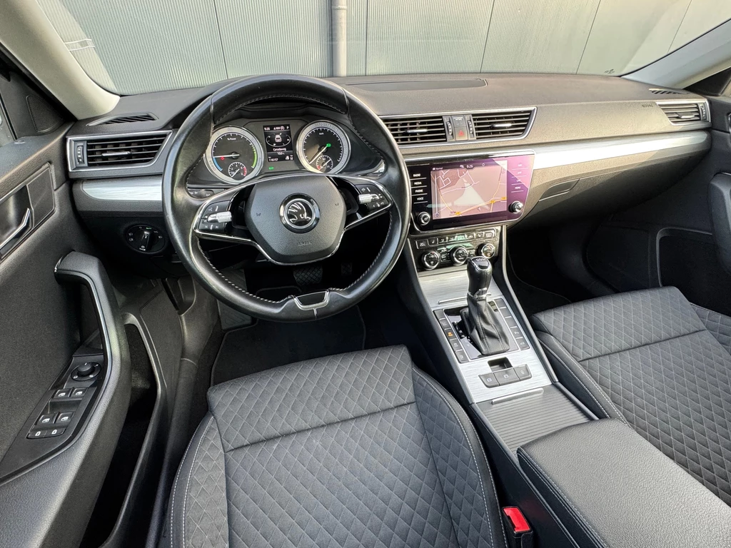 Škoda Superb – foto 25