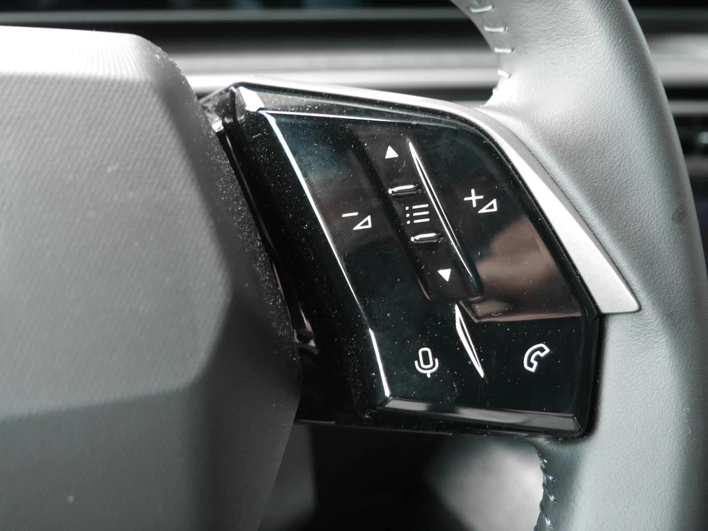 Peugeot e-3008 – foto 18