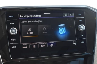 Volkswagen Passat – thumbnail 44