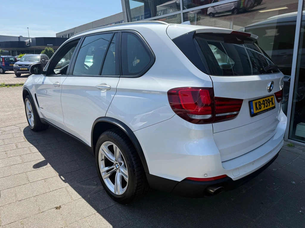 BMW X5 – foto 2