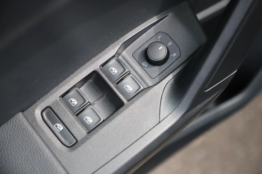SEAT Arona – foto 11