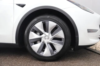 Tesla Model Y – thumbnail 6