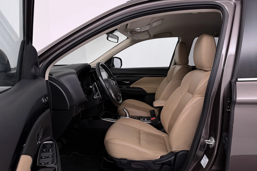 Mitsubishi Outlander – foto 21