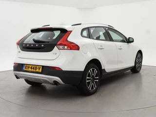 Volvo V40 – thumbnail 4