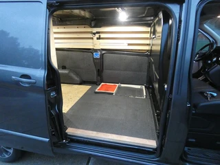 Ford Transit Custom – thumbnail 14