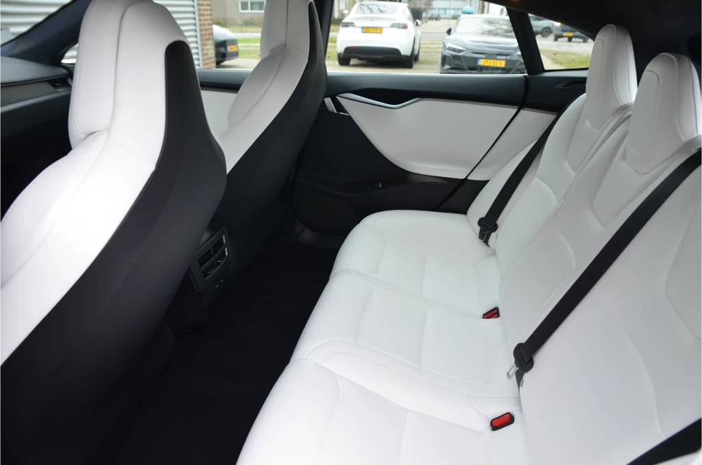 Tesla Model S – foto 12