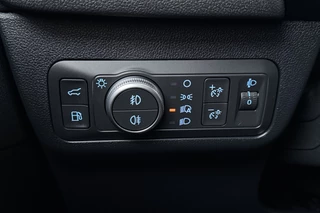 Ford Kuga – thumbnail 21