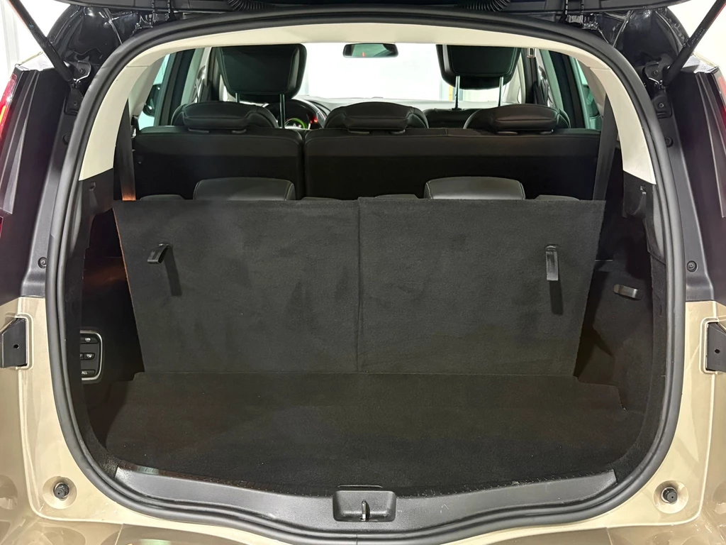 Renault Scénic – foto 24