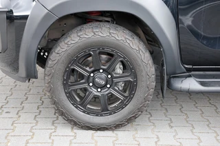 Toyota Hilux – thumbnail 8