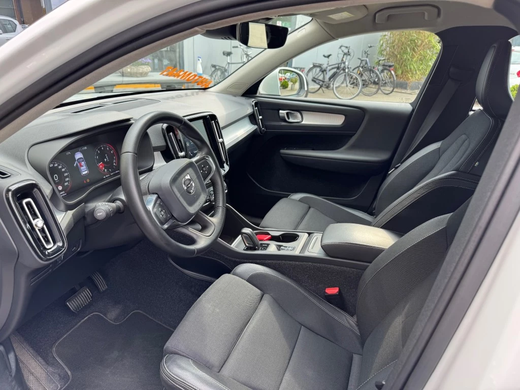 Volvo XC40 – foto 15