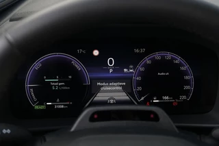 Toyota C-HR – thumbnail 16