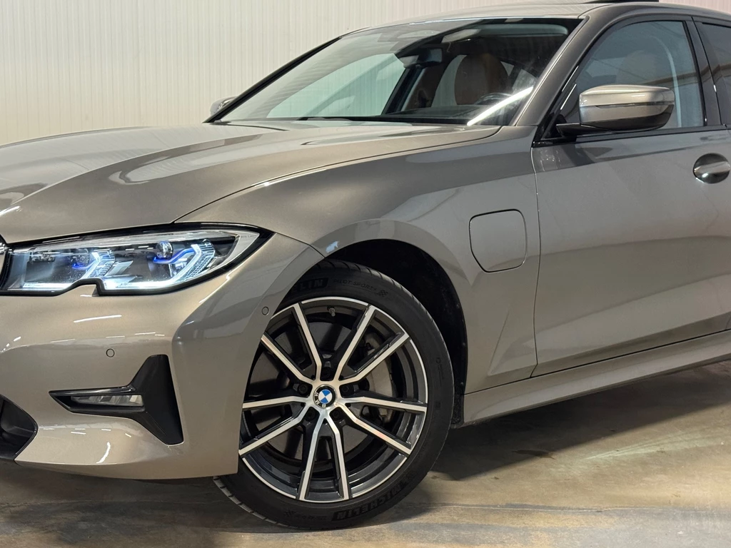 BMW 3 Serie – foto 13