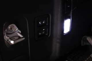 Land Rover Defender – thumbnail 34
