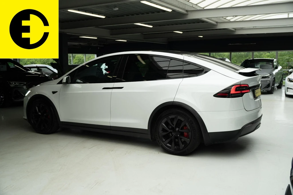 Tesla Model X – foto 6