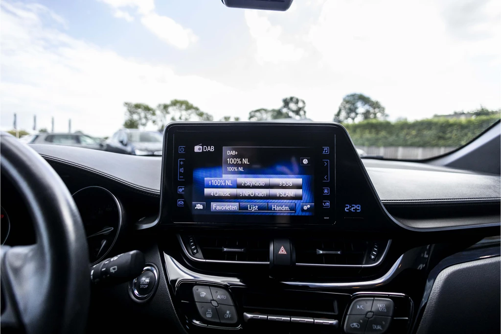Toyota C-HR – foto 28