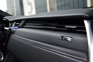 Jaguar F-PACE – thumbnail 19