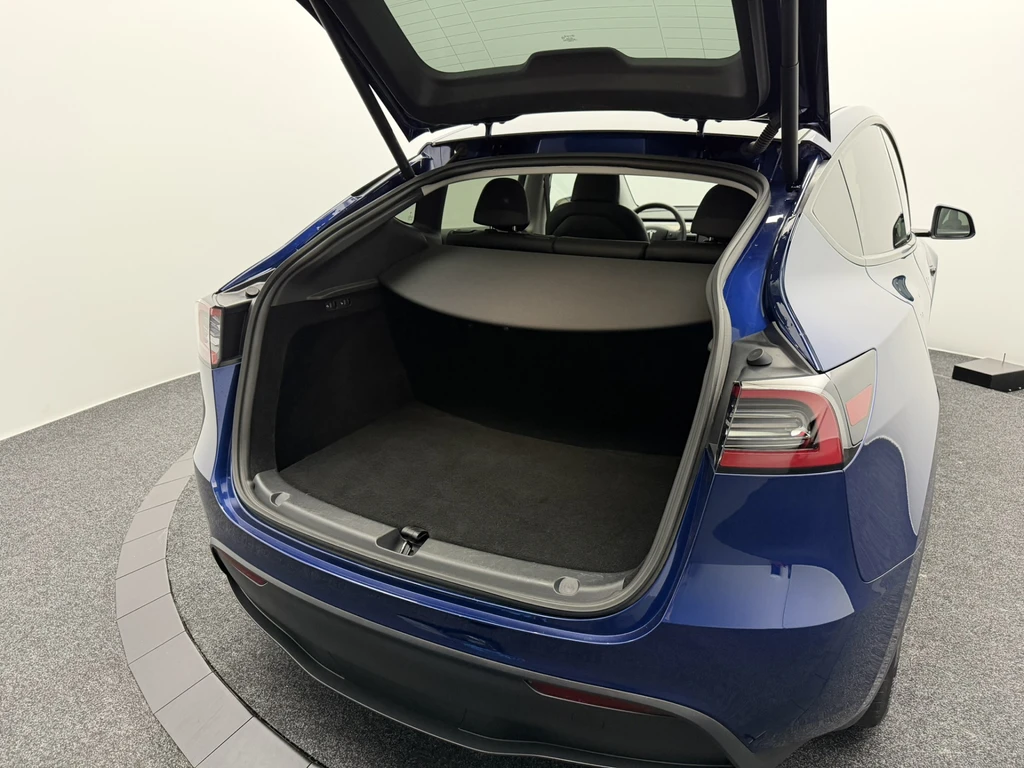 Tesla Model Y – foto 31