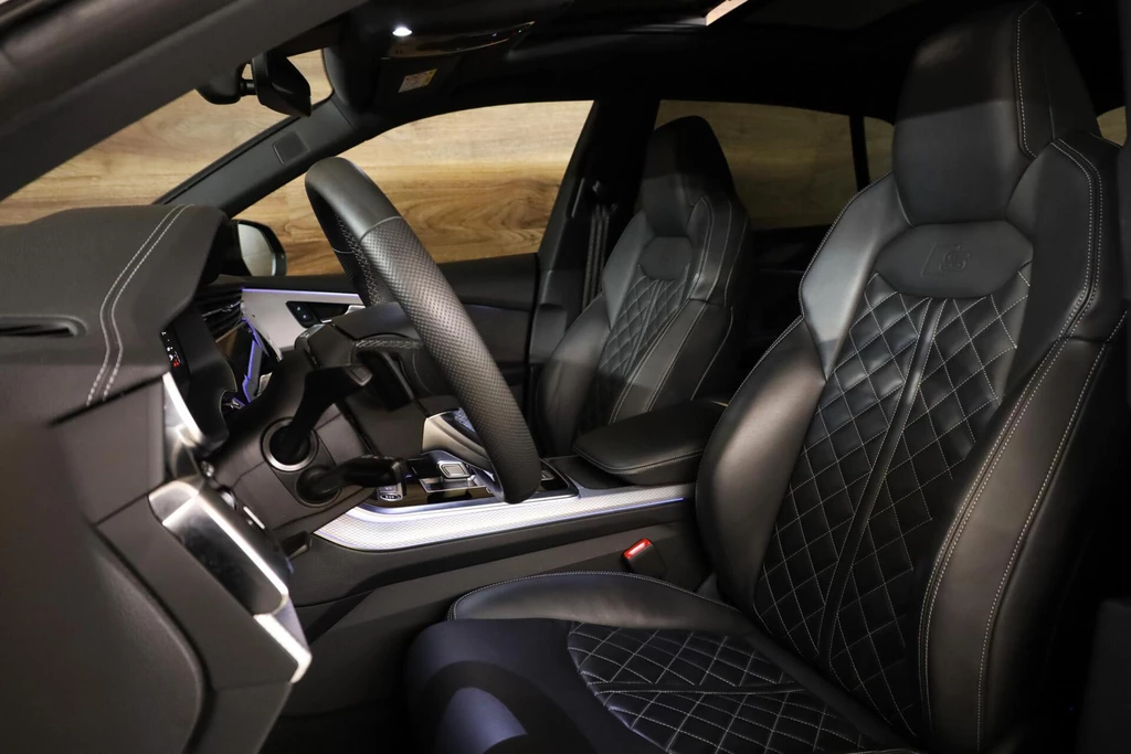 Audi Q8 – foto 13