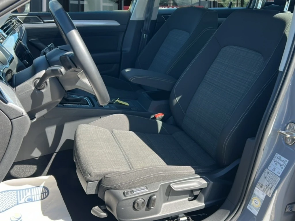 Volkswagen Passat – foto 11