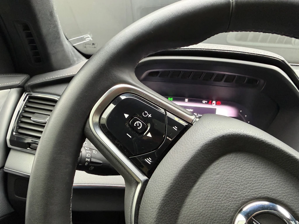 Volvo XC90 – foto 52
