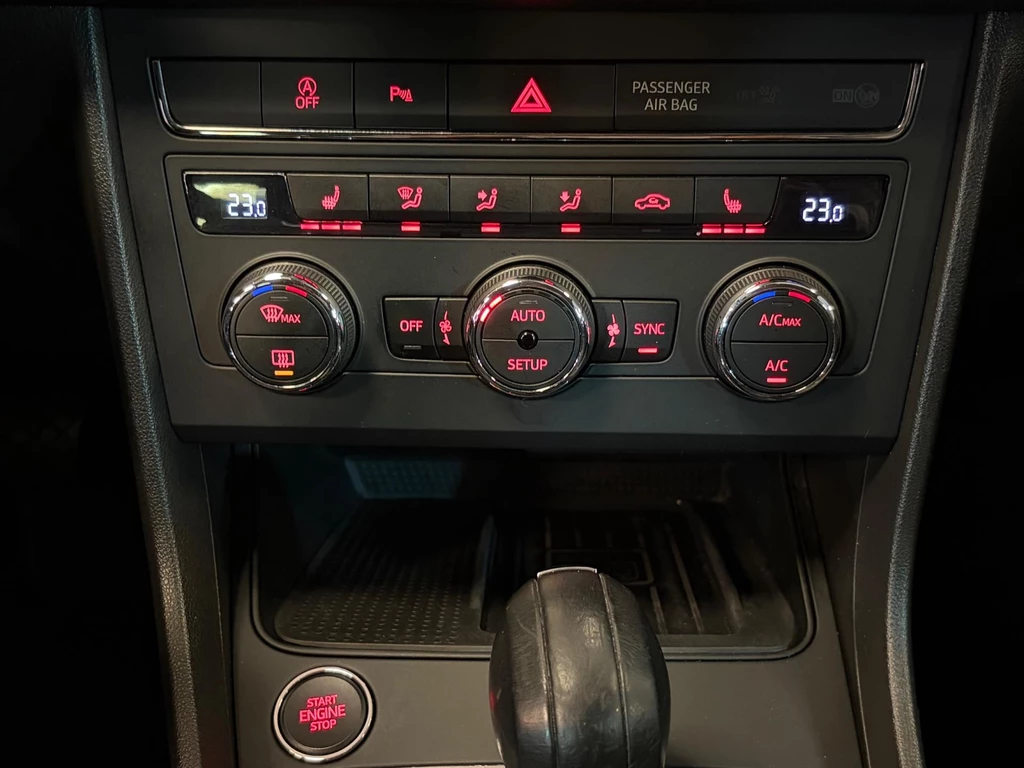 SEAT Leon – foto 13