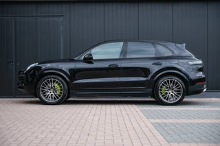 Porsche Cayenne – thumbnail 2