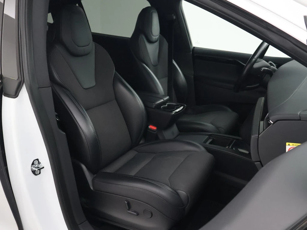 Tesla Model X – foto 14