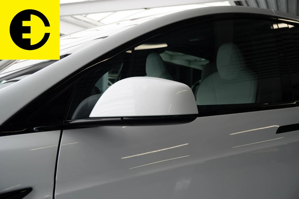 Tesla Model X – foto 39