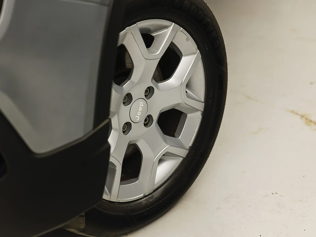 Jeep Avenger – foto 17