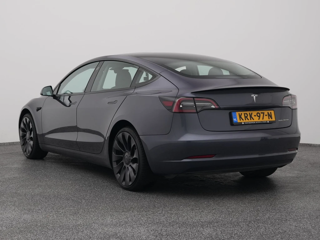 Tesla Model 3 – foto 4