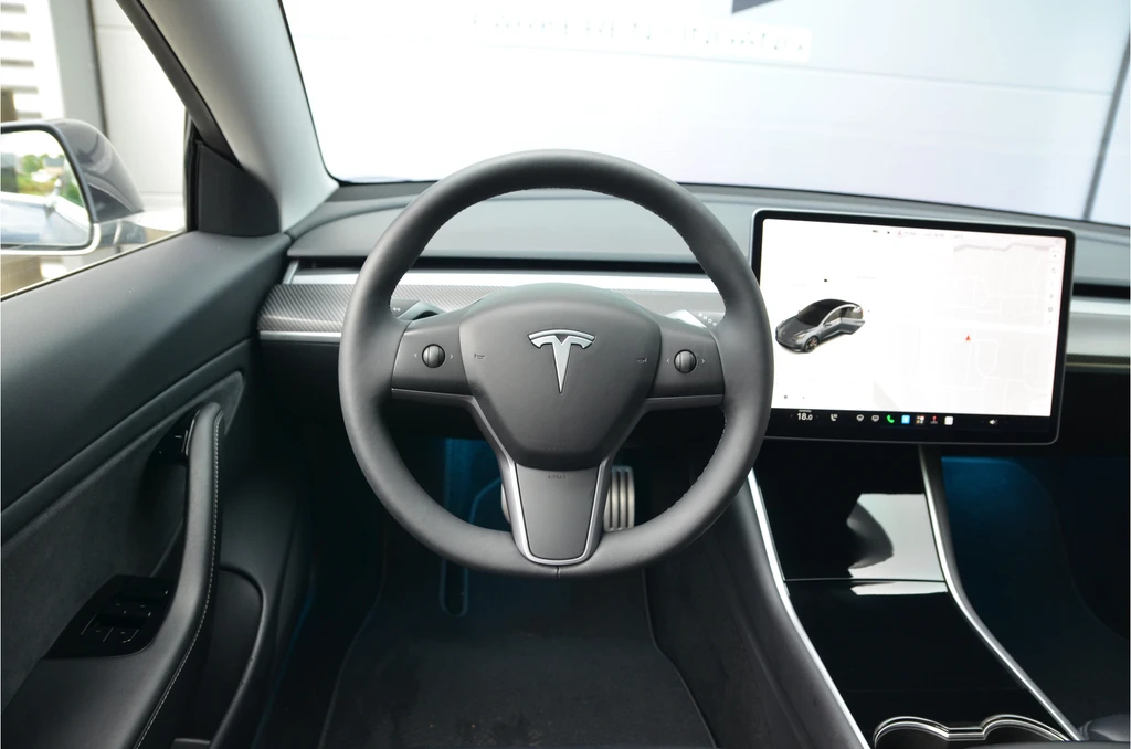 Tesla Model 3 – foto 14
