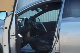 Toyota RAV4 – thumbnail 16