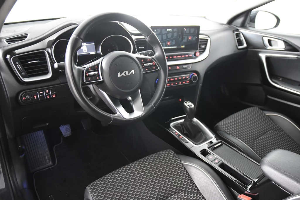 Kia XCeed – foto 11