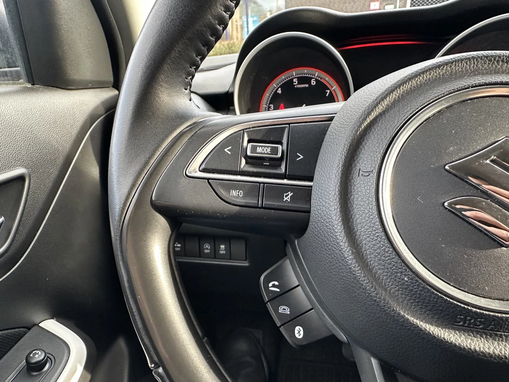 Suzuki Swift – foto 13