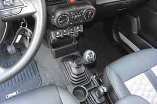 Suzuki Jimny – thumbnail 25