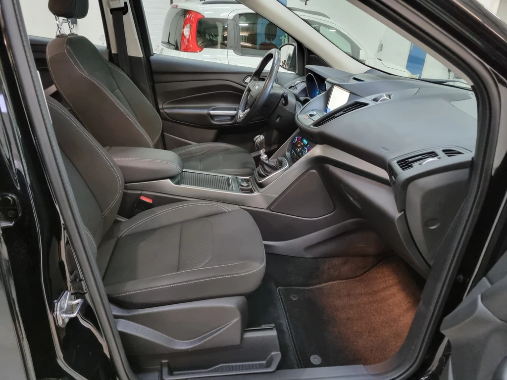 Ford Kuga – foto 14