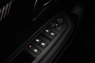 Peugeot 208 – thumbnail 18