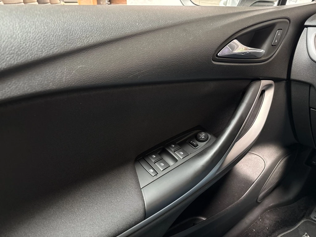 Opel Astra – foto 17
