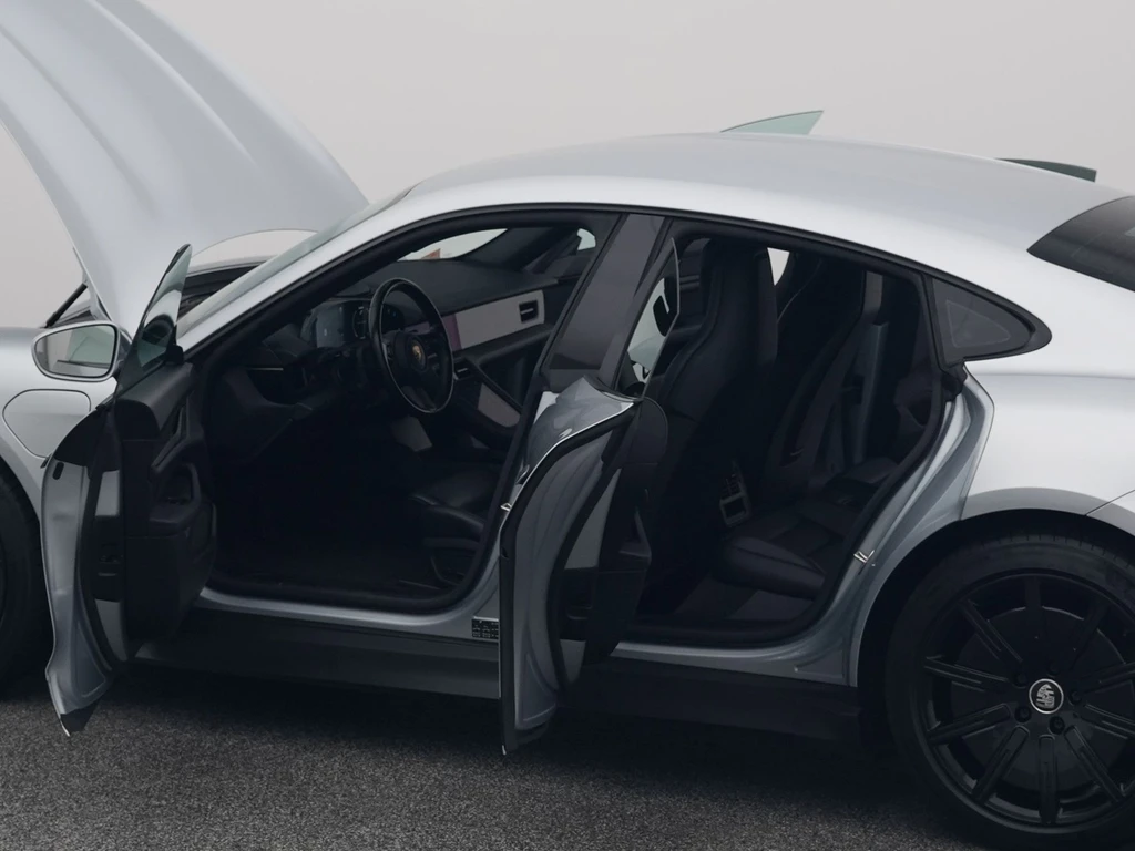 Porsche Taycan – foto 36