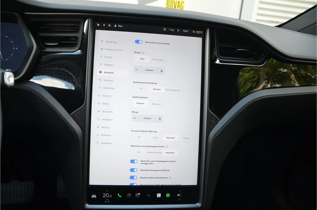 Tesla Model X – foto 24