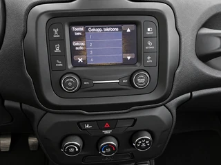 Jeep Renegade – thumbnail 22